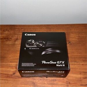 Canon G7X Mark III Silver - Brand new, never opened.